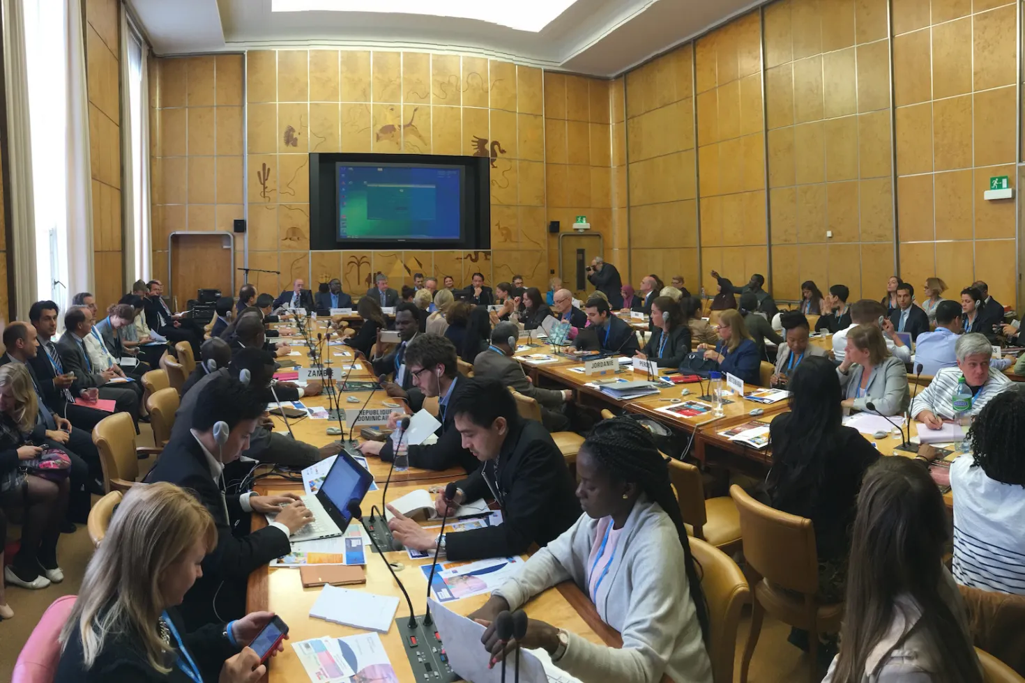 WHA69 - UICC Side Event on Cancer Control WHA69 - UICC Side Event on Cancer Control